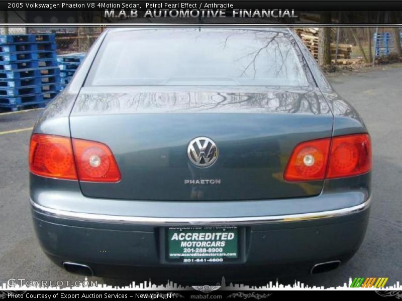 Petrol Pearl Effect / Anthracite 2005 Volkswagen Phaeton V8 4Motion Sedan