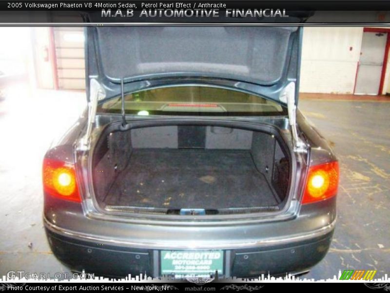 Petrol Pearl Effect / Anthracite 2005 Volkswagen Phaeton V8 4Motion Sedan
