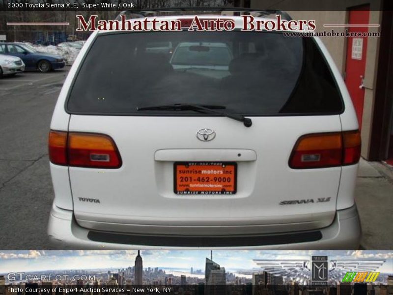 Super White / Oak 2000 Toyota Sienna XLE