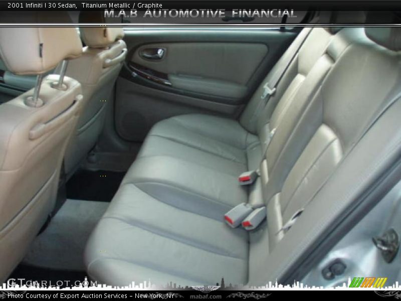 Titanium Metallic / Graphite 2001 Infiniti I 30 Sedan