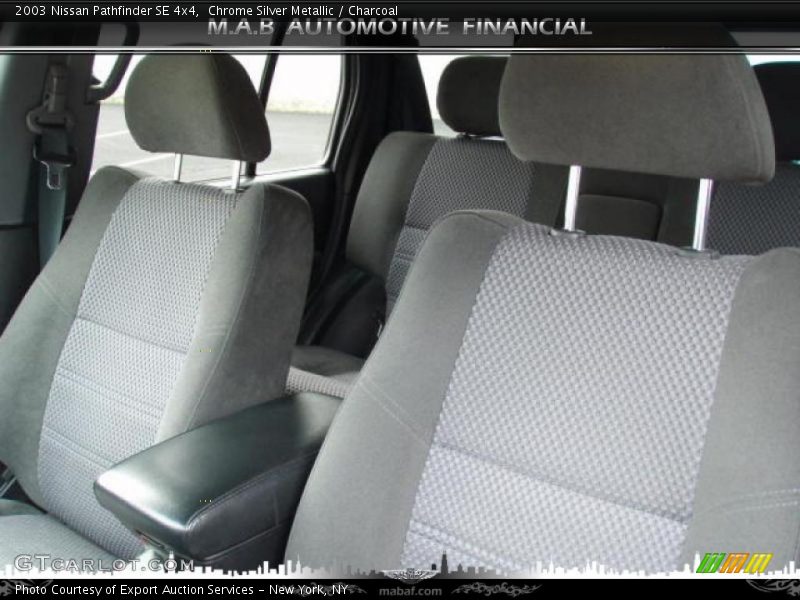 Chrome Silver Metallic / Charcoal 2003 Nissan Pathfinder SE 4x4