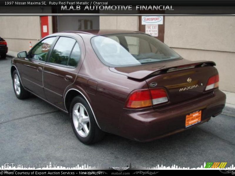 Ruby Red Pearl Metallic / Charcoal 1997 Nissan Maxima SE