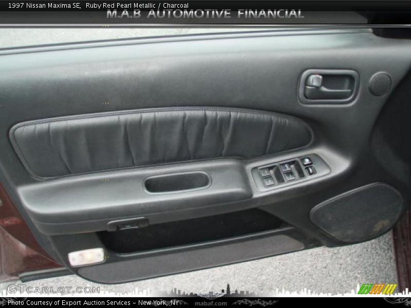 Ruby Red Pearl Metallic / Charcoal 1997 Nissan Maxima SE