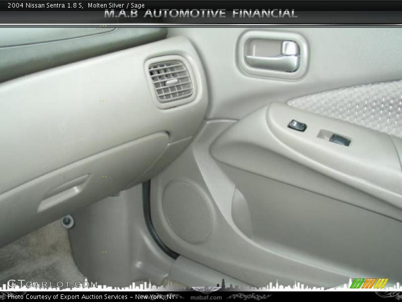 Molten Silver / Sage 2004 Nissan Sentra 1.8 S
