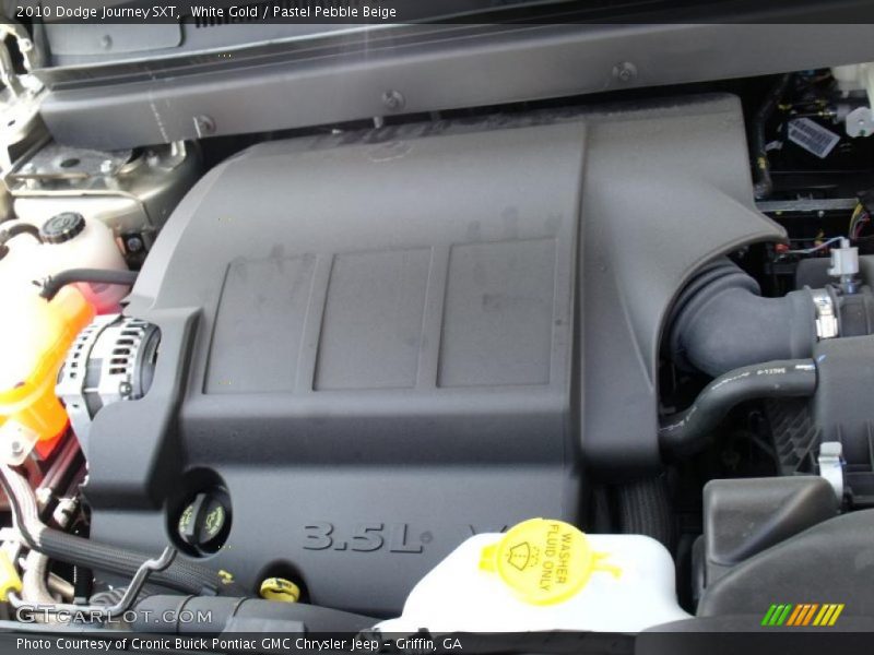 White Gold / Pastel Pebble Beige 2010 Dodge Journey SXT