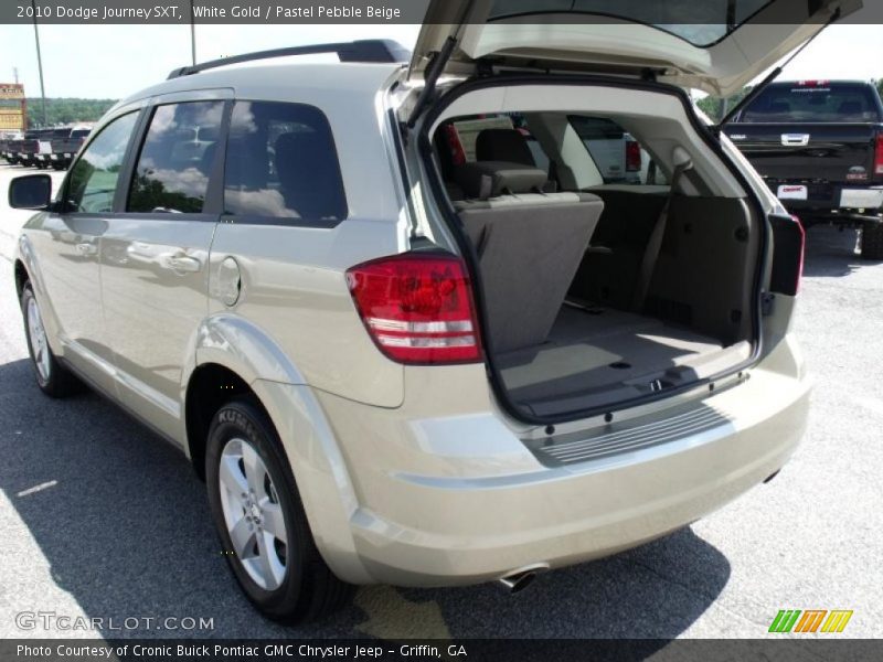 White Gold / Pastel Pebble Beige 2010 Dodge Journey SXT