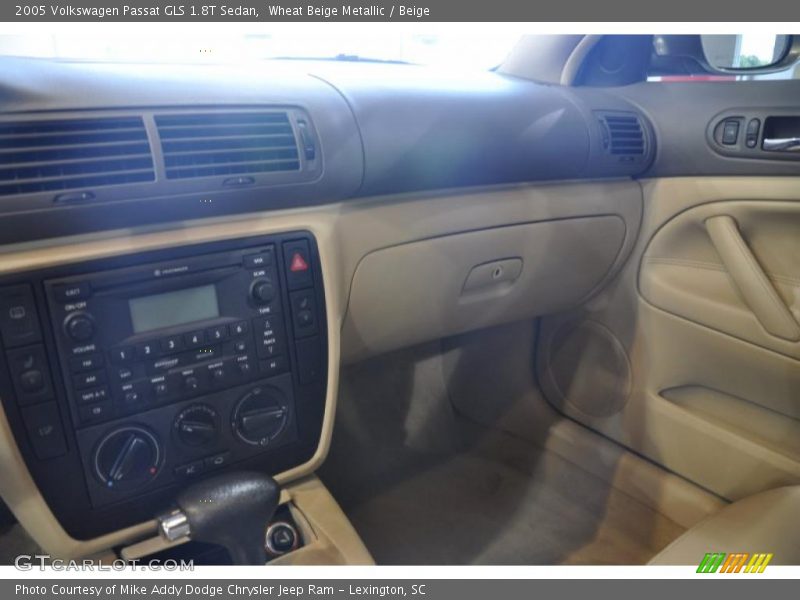 Wheat Beige Metallic / Beige 2005 Volkswagen Passat GLS 1.8T Sedan