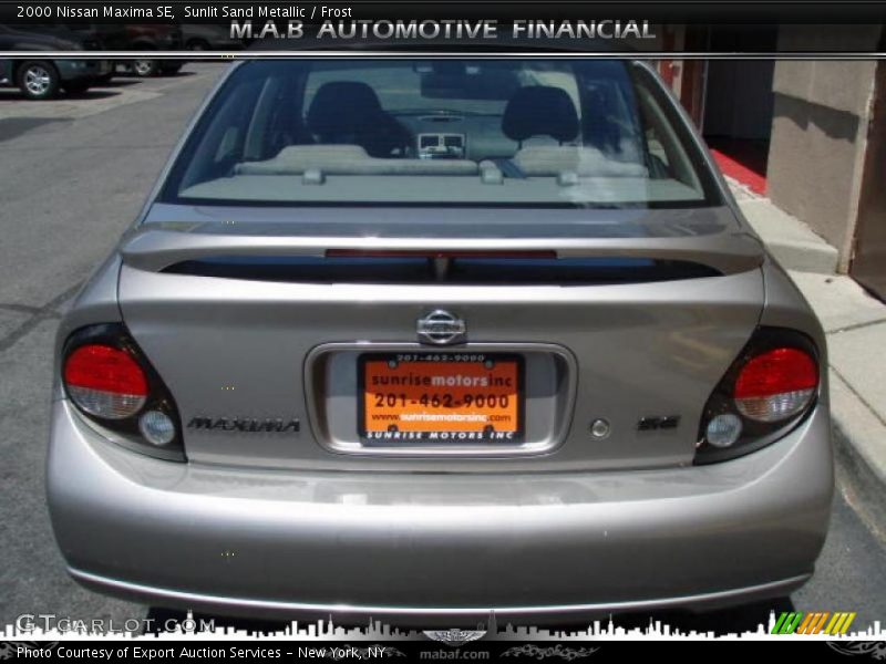 Sunlit Sand Metallic / Frost 2000 Nissan Maxima SE