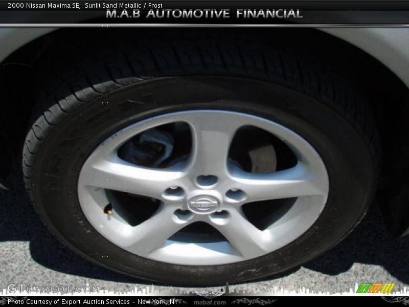 Sunlit Sand Metallic / Frost 2000 Nissan Maxima SE