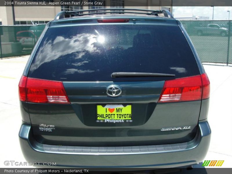 Aspen Green Pearl / Stone Gray 2004 Toyota Sienna XLE