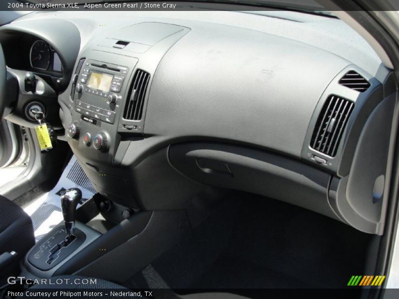 Aspen Green Pearl / Stone Gray 2004 Toyota Sienna XLE