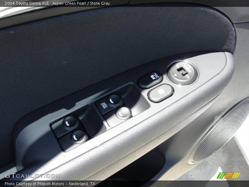 Aspen Green Pearl / Stone Gray 2004 Toyota Sienna XLE