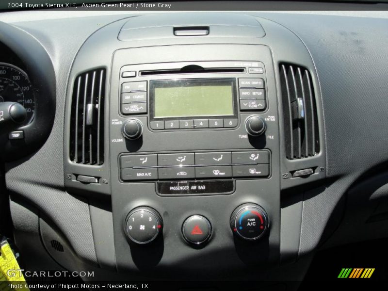 Aspen Green Pearl / Stone Gray 2004 Toyota Sienna XLE