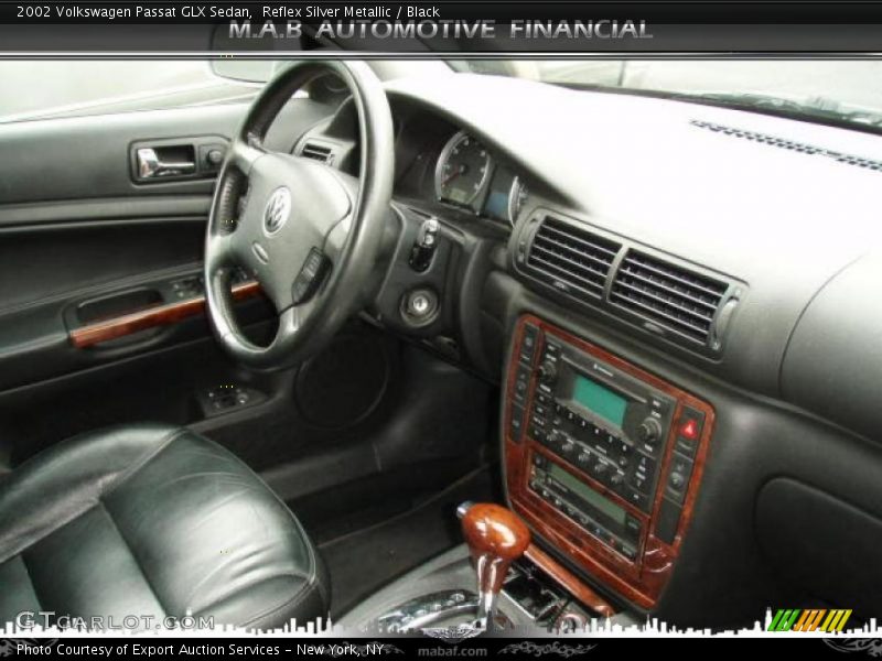 Reflex Silver Metallic / Black 2002 Volkswagen Passat GLX Sedan