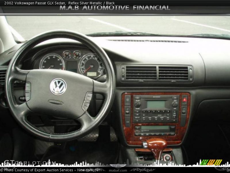 Reflex Silver Metallic / Black 2002 Volkswagen Passat GLX Sedan