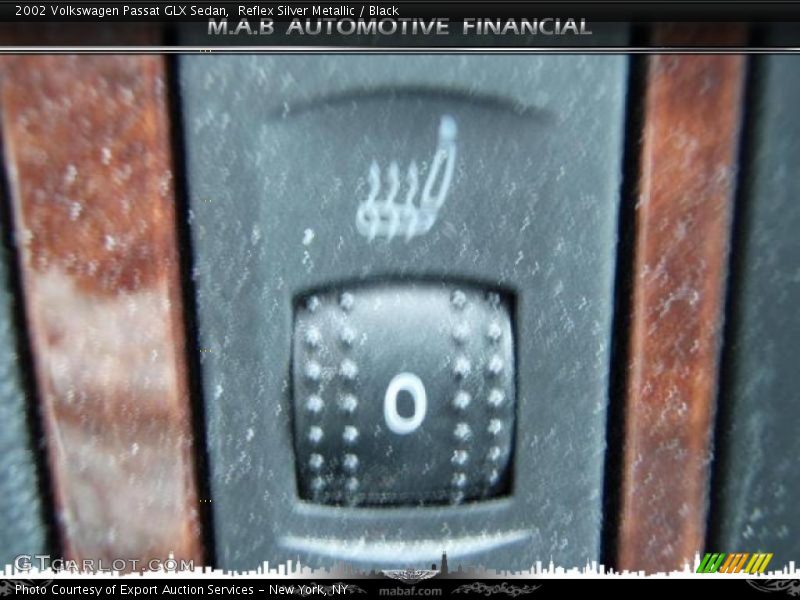 Reflex Silver Metallic / Black 2002 Volkswagen Passat GLX Sedan
