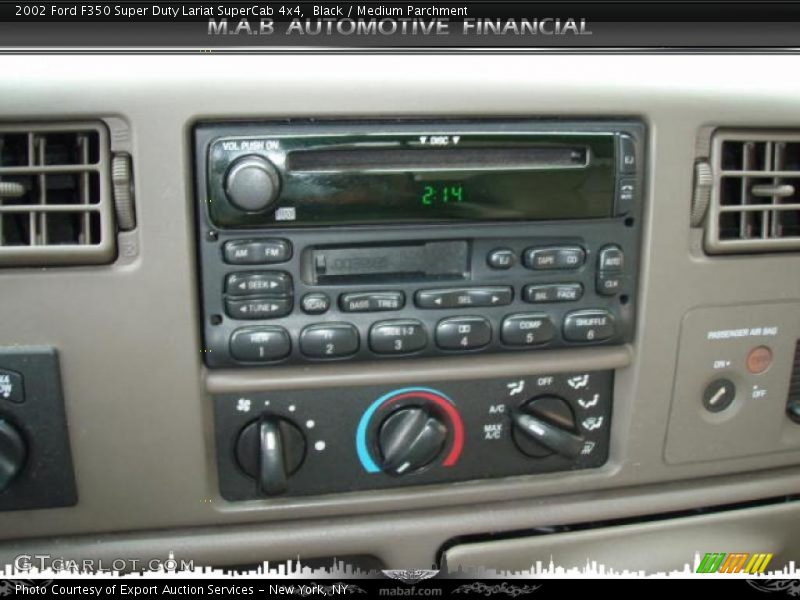 Black / Medium Parchment 2002 Ford F350 Super Duty Lariat SuperCab 4x4