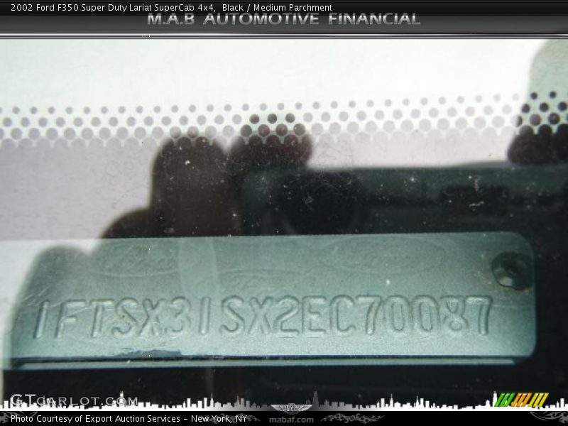 Black / Medium Parchment 2002 Ford F350 Super Duty Lariat SuperCab 4x4