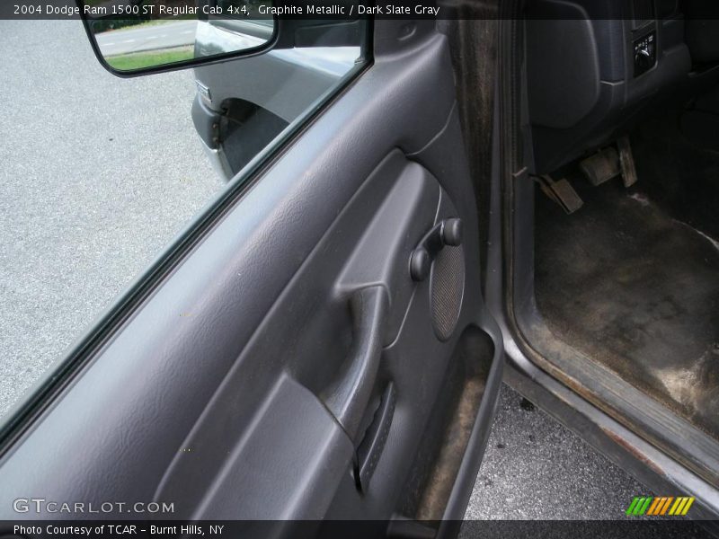 Graphite Metallic / Dark Slate Gray 2004 Dodge Ram 1500 ST Regular Cab 4x4