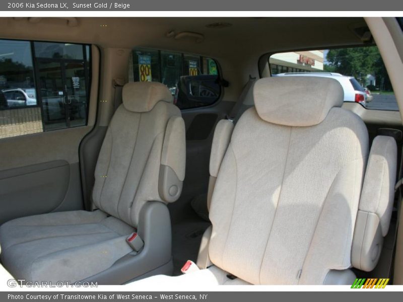 Sunset Gold / Beige 2006 Kia Sedona LX