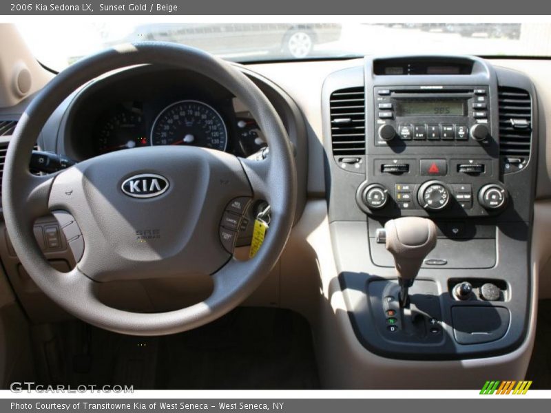 Sunset Gold / Beige 2006 Kia Sedona LX