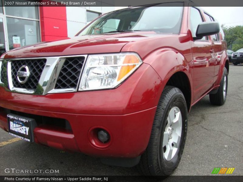 Red Brawn / Desert 2007 Nissan Pathfinder S 4x4