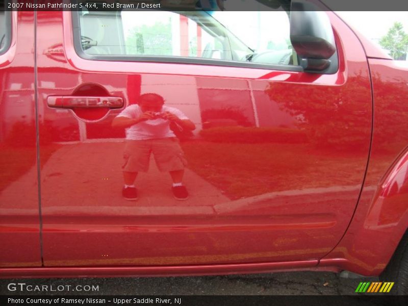 Red Brawn / Desert 2007 Nissan Pathfinder S 4x4