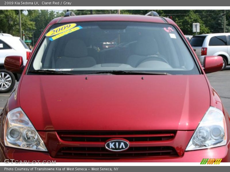 Claret Red / Gray 2009 Kia Sedona LX