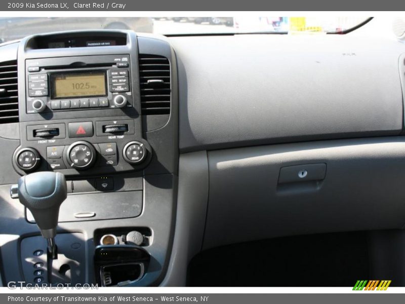 Claret Red / Gray 2009 Kia Sedona LX