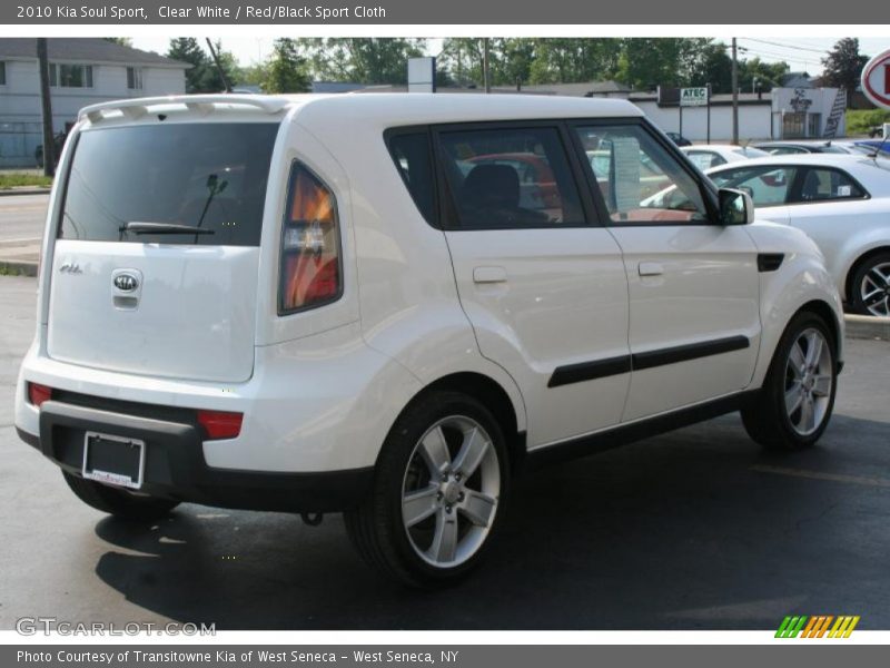 Clear White / Red/Black Sport Cloth 2010 Kia Soul Sport
