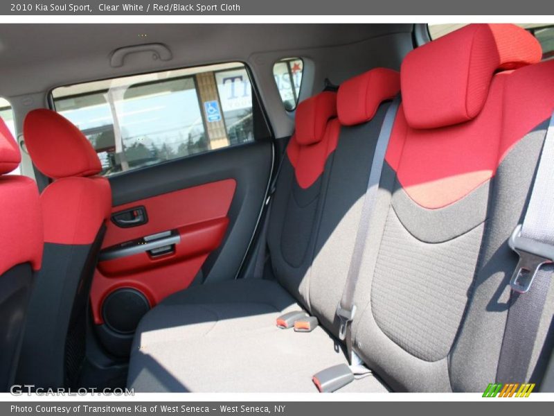 Clear White / Red/Black Sport Cloth 2010 Kia Soul Sport