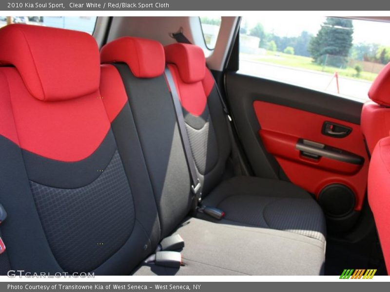 Clear White / Red/Black Sport Cloth 2010 Kia Soul Sport