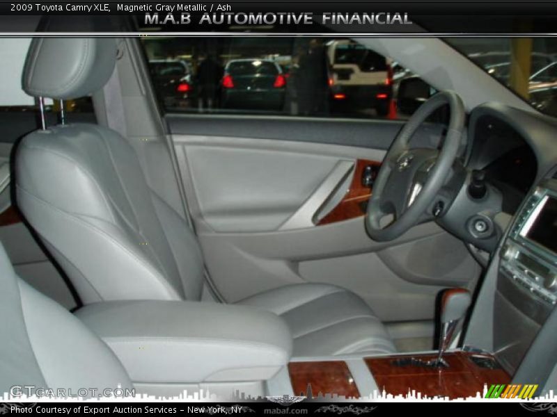 Magnetic Gray Metallic / Ash 2009 Toyota Camry XLE