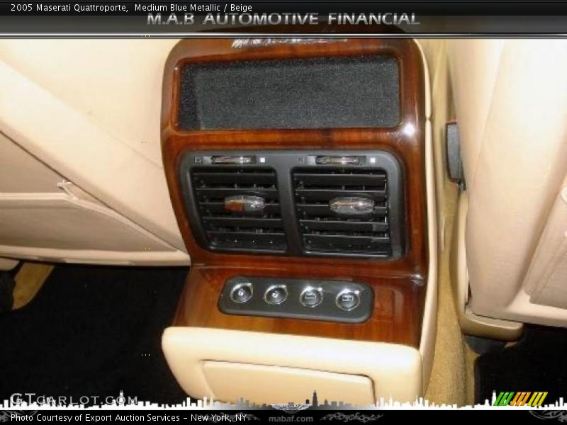 Medium Blue Metallic / Beige 2005 Maserati Quattroporte