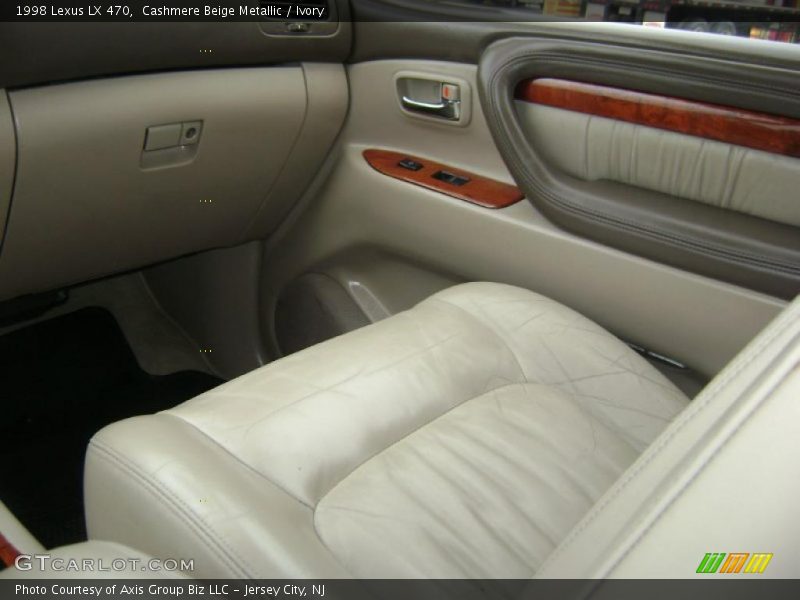 Cashmere Beige Metallic / Ivory 1998 Lexus LX 470