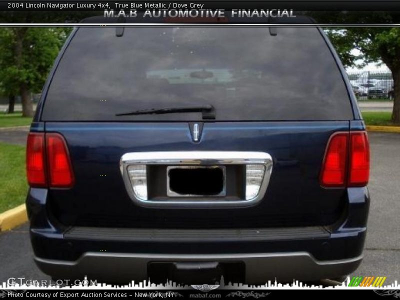 True Blue Metallic / Dove Grey 2004 Lincoln Navigator Luxury 4x4