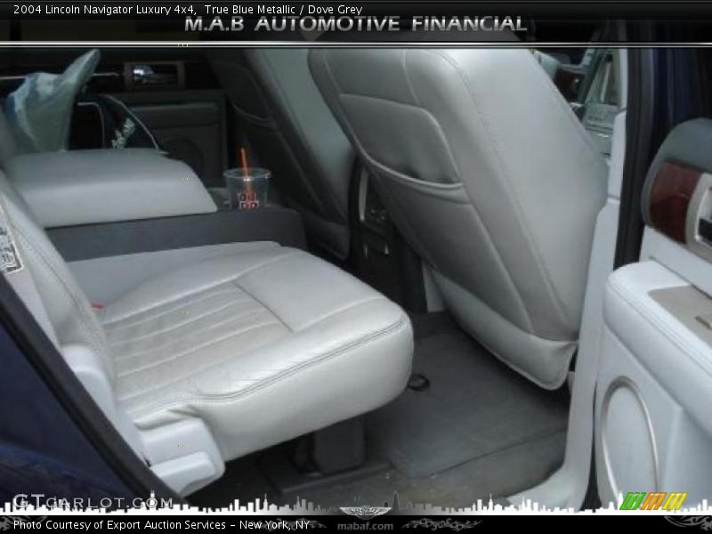True Blue Metallic / Dove Grey 2004 Lincoln Navigator Luxury 4x4