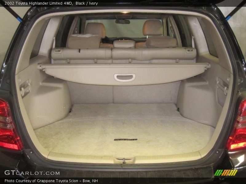 Black / Ivory 2002 Toyota Highlander Limited 4WD