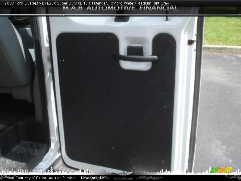 Oxford White / Medium Flint Grey 2007 Ford E Series Van E350 Super Duty XL 15 Passenger