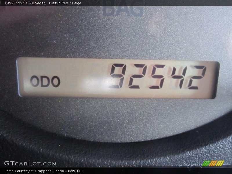 Classic Red / Beige 1999 Infiniti G 20 Sedan