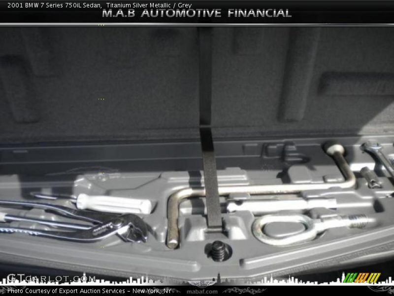 Titanium Silver Metallic / Grey 2001 BMW 7 Series 750iL Sedan