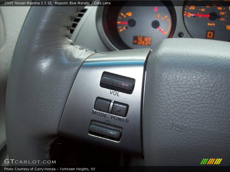 Majestic Blue Metallic / Cafe Latte 2005 Nissan Maxima 3.5 SE