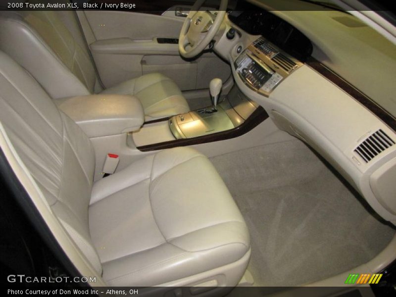 Black / Ivory Beige 2008 Toyota Avalon XLS