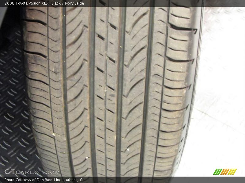 Black / Ivory Beige 2008 Toyota Avalon XLS