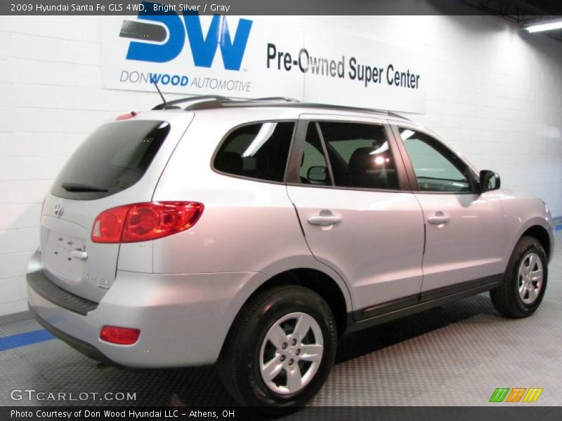 Bright Silver / Gray 2009 Hyundai Santa Fe GLS 4WD