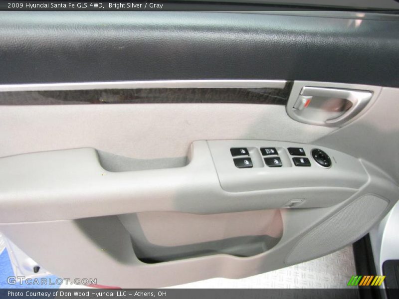 Bright Silver / Gray 2009 Hyundai Santa Fe GLS 4WD