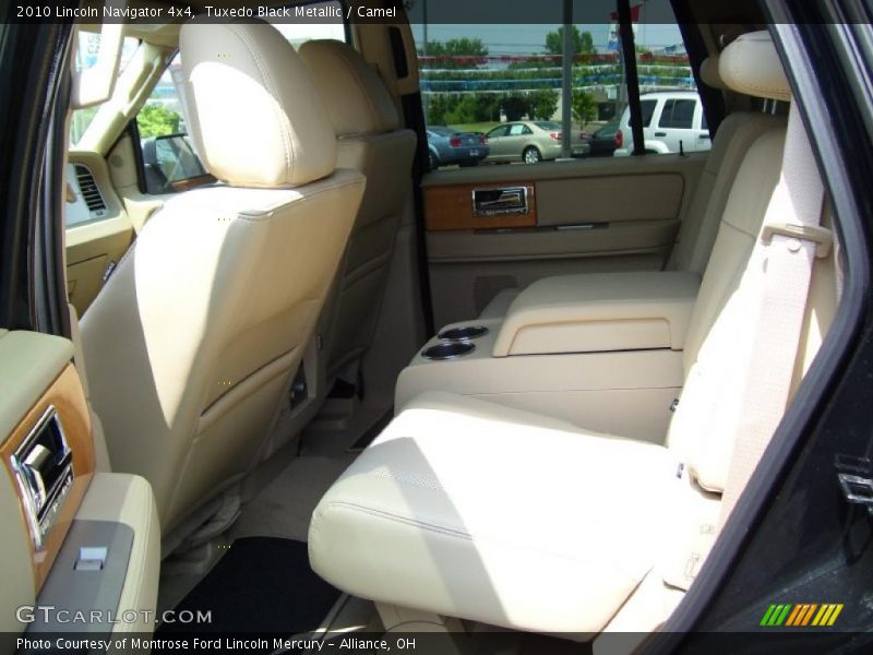Tuxedo Black Metallic / Camel 2010 Lincoln Navigator 4x4