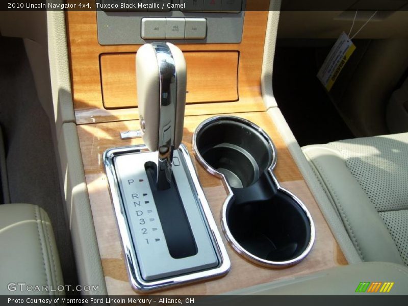 Tuxedo Black Metallic / Camel 2010 Lincoln Navigator 4x4