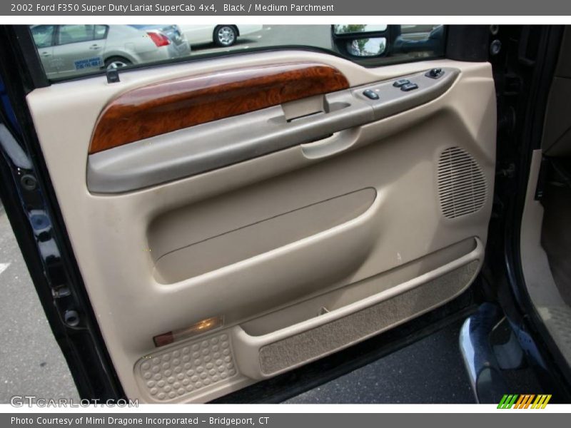 Black / Medium Parchment 2002 Ford F350 Super Duty Lariat SuperCab 4x4