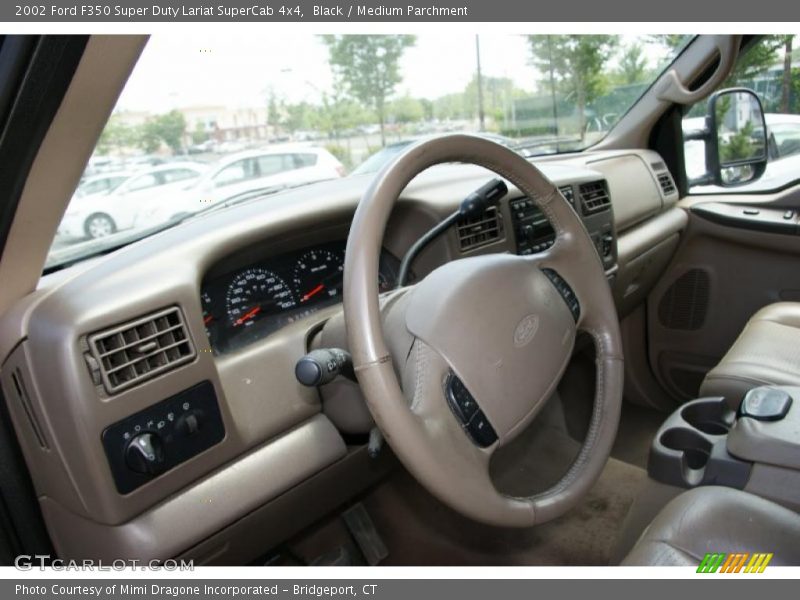 Black / Medium Parchment 2002 Ford F350 Super Duty Lariat SuperCab 4x4